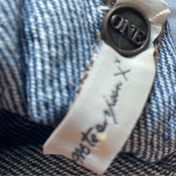 One Teaspoon Pacifica WA Bandits Blue Jean Shorts with Tan Belt Style 22964 NWT - Picture 9 of 10